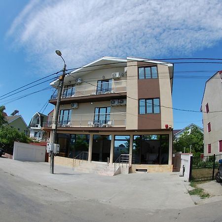 Razvan Holiday Costinești Exterior foto