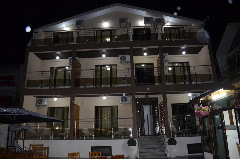 Razvan Holiday Costinești Exterior foto
