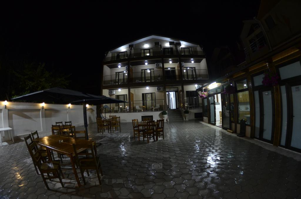 Razvan Holiday Costinești Exterior foto