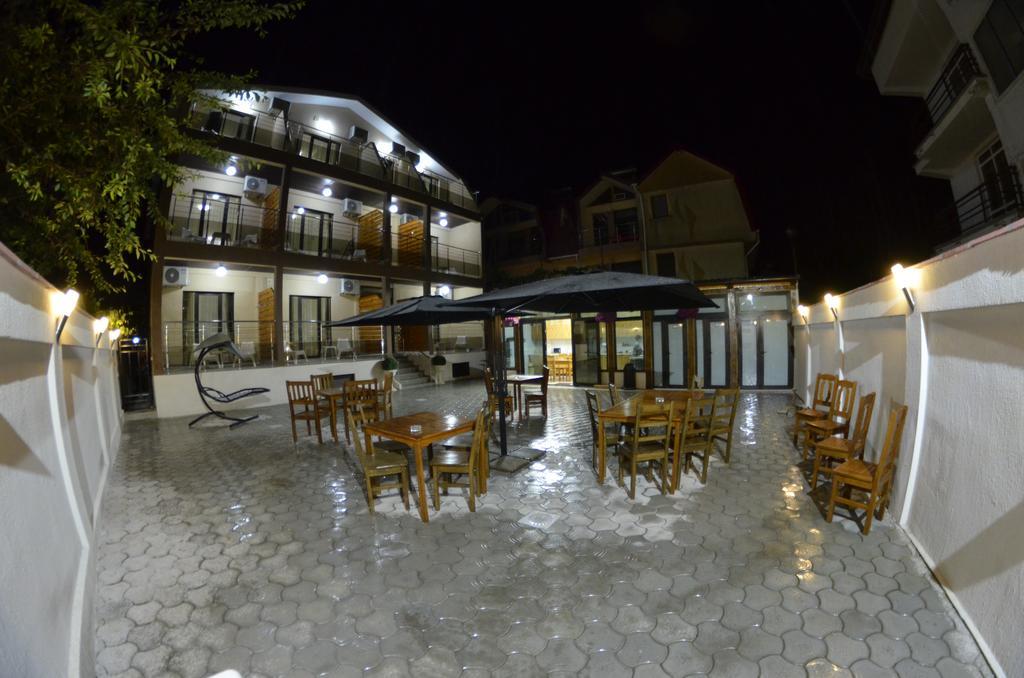Razvan Holiday Costinești Exterior foto
