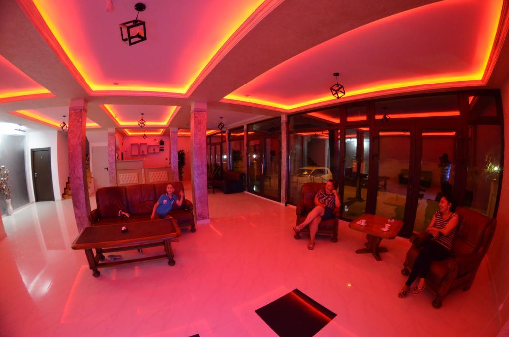 Razvan Holiday Costinești Exterior foto