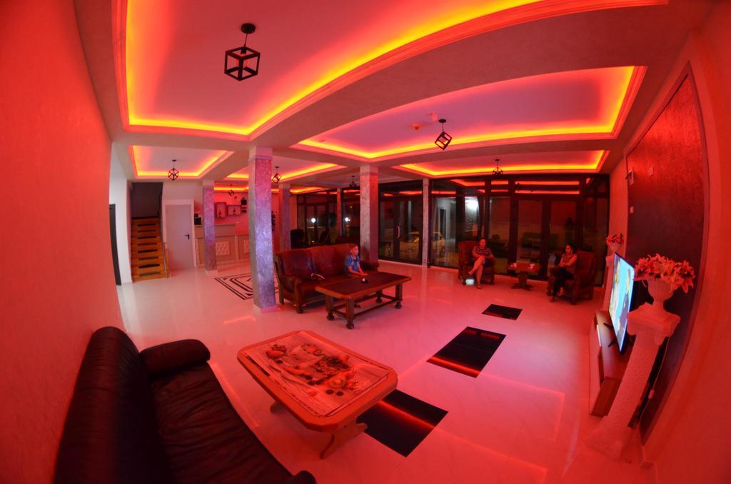 Razvan Holiday Costinești Exterior foto
