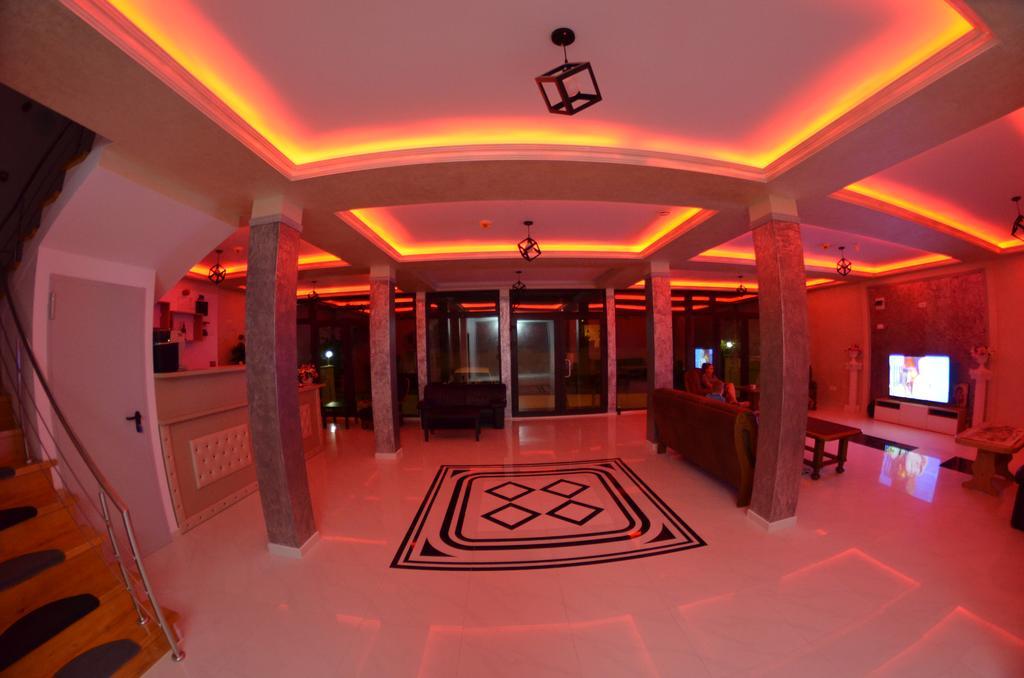 Razvan Holiday Costinești Exterior foto