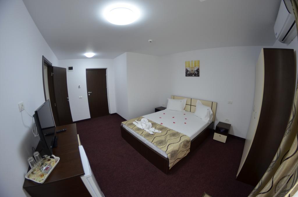 Razvan Holiday Costinești Exterior foto