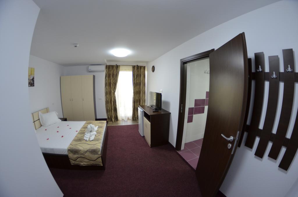 Razvan Holiday Costinești Exterior foto