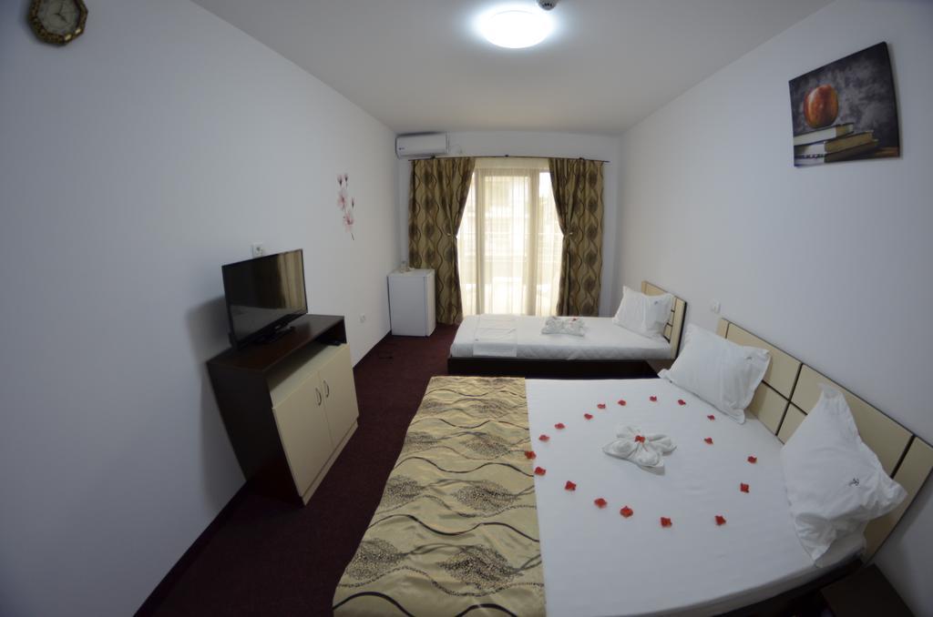 Razvan Holiday Costinești Exterior foto