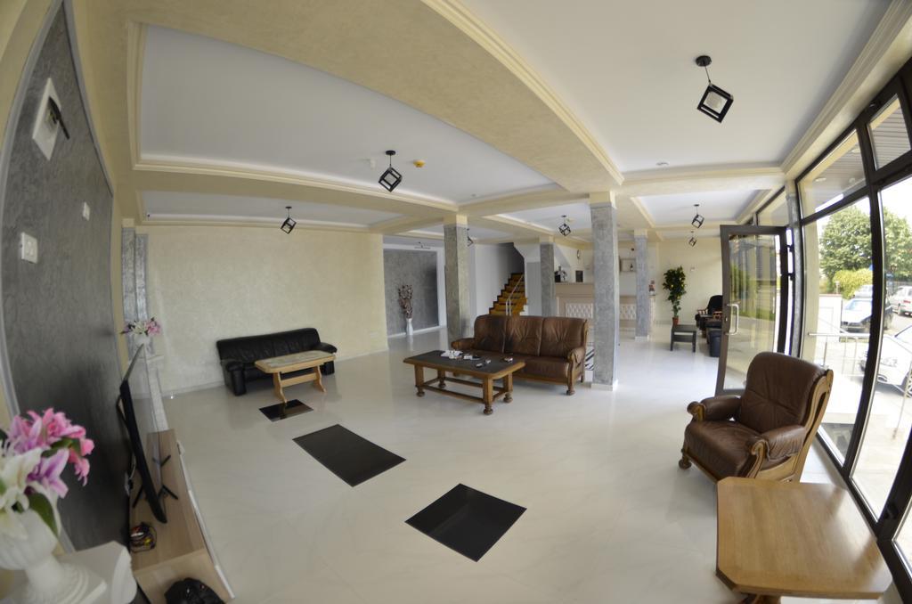Razvan Holiday Costinești Exterior foto