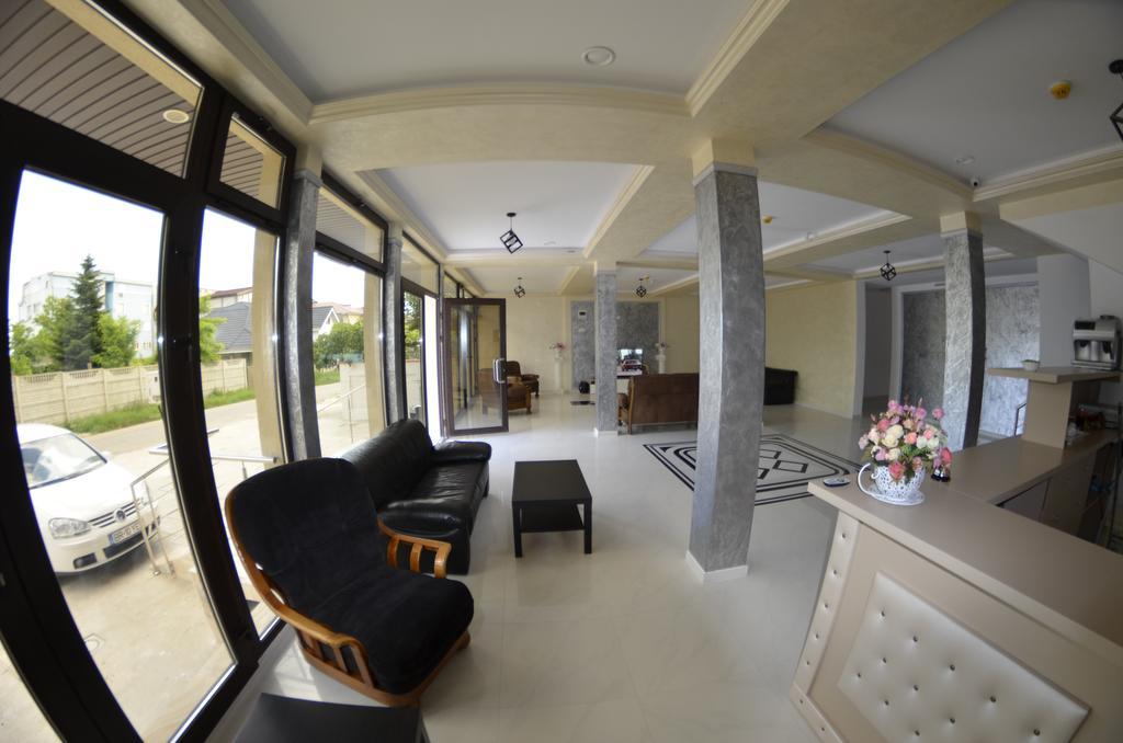 Razvan Holiday Costinești Exterior foto