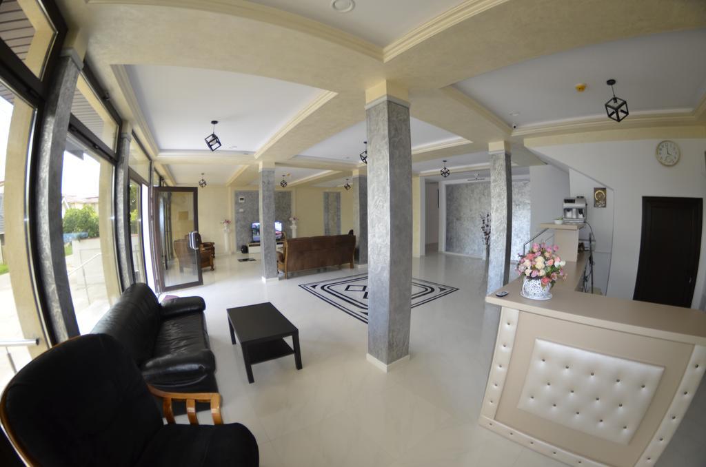 Razvan Holiday Costinești Exterior foto